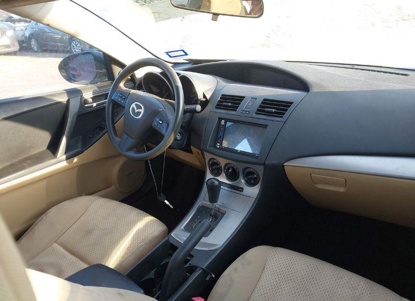 Photo 5 of 2011 Mazda Mazda3 I TOURING (VIN JM1BL1VF7B1355554)