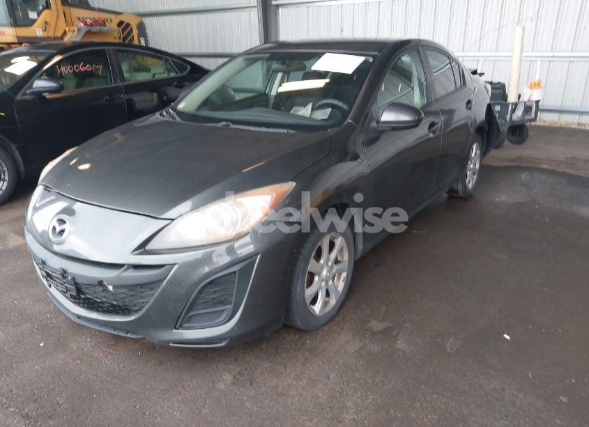 Photo 2 of 2011 Mazda Mazda3 I TOURING (VIN JM1BL1VF7B1378316)