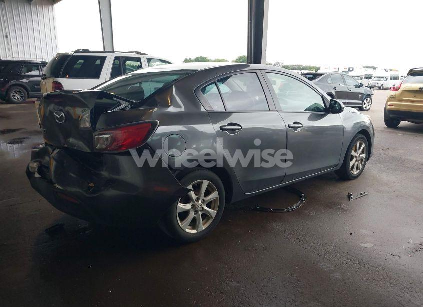 Photo 4 of 2011 Mazda Mazda3 I TOURING (VIN JM1BL1VF7B1378316)