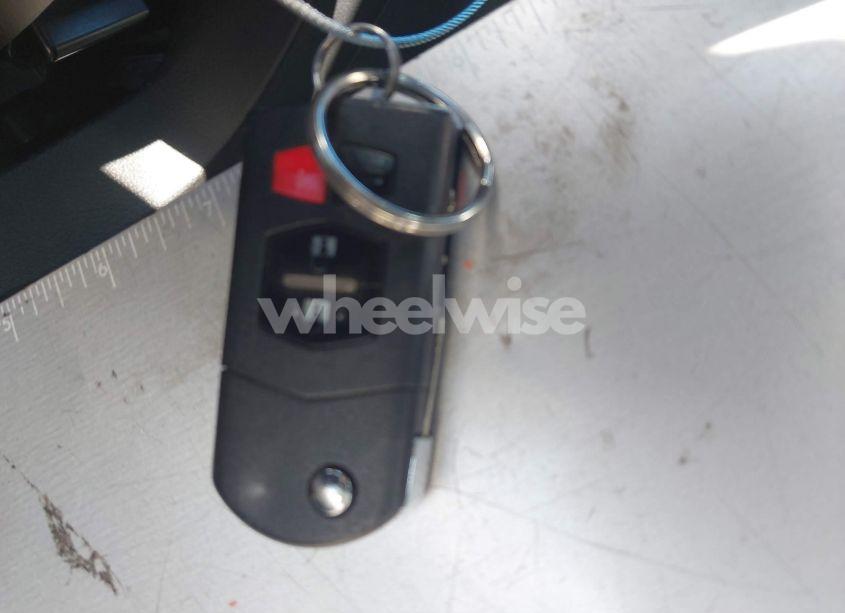 Photo 11 of 2011 Mazda Mazda3 I TOURING (VIN JM1BL1VF7B1458540)