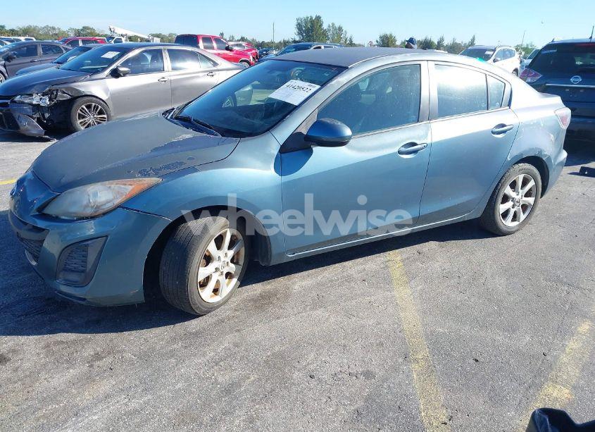 Photo 2 of 2011 Mazda Mazda3 I TOURING (VIN JM1BL1VF7B1458540)
