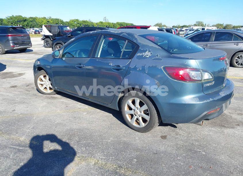 Photo 3 of 2011 Mazda Mazda3 I TOURING (VIN JM1BL1VF7B1458540)