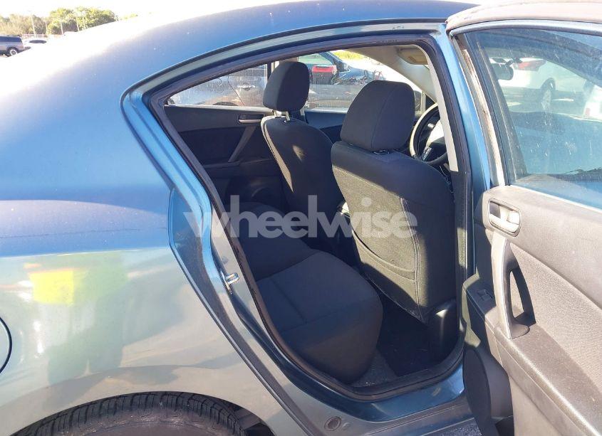 Photo 8 of 2011 Mazda Mazda3 I TOURING (VIN JM1BL1VF7B1458540)