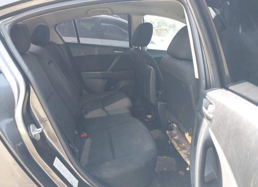 Photo 8 of 2012 Mazda Mazda3 I TOURING (VIN JM1BL1VF7C1514963)