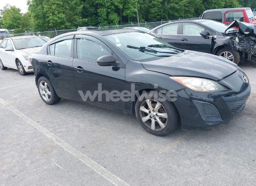 2011 Mazda Mazda3 I TOURING (VIN JM1BL1VF8B1354848) main photo