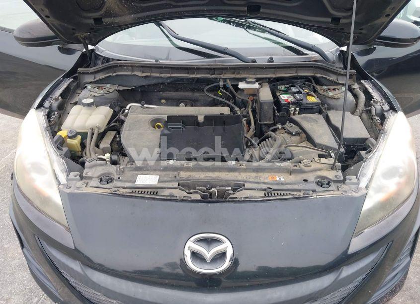 Photo 10 of 2011 Mazda Mazda3 I TOURING (VIN JM1BL1VF8B1354848)