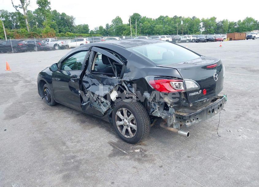 Photo 3 of 2011 Mazda Mazda3 I TOURING (VIN JM1BL1VF8B1354848)