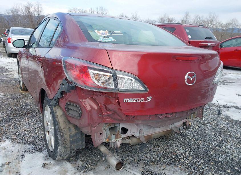 Photo 14 of 2011 Mazda Mazda3 I TOURING (VIN JM1BL1VF8B1901052)