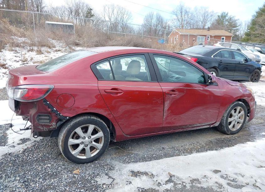 Photo 6 of 2011 Mazda Mazda3 I TOURING (VIN JM1BL1VF8B1901052)