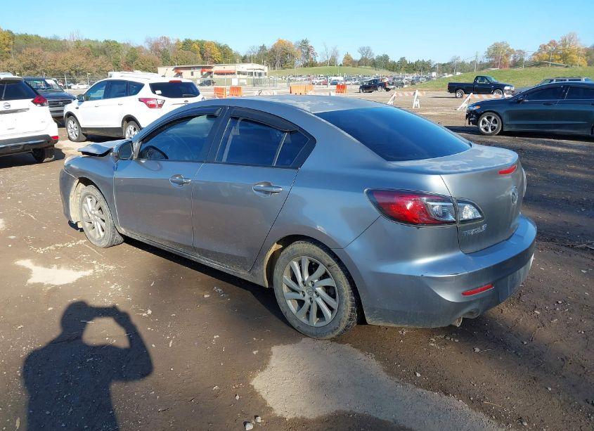 Photo 3 of 2012 Mazda Mazda3 I TOURING (VIN JM1BL1VF8C1503616)