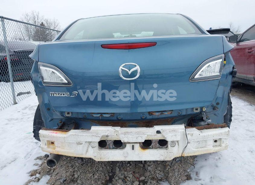 Photo 17 of 2011 Mazda Mazda3 I TOURING (VIN JM1BL1VF9B1485349)