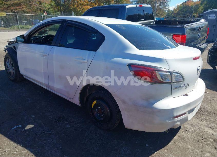 Photo 3 of 2012 Mazda Mazda3 I TOURING (VIN JM1BL1VF9C1514236)