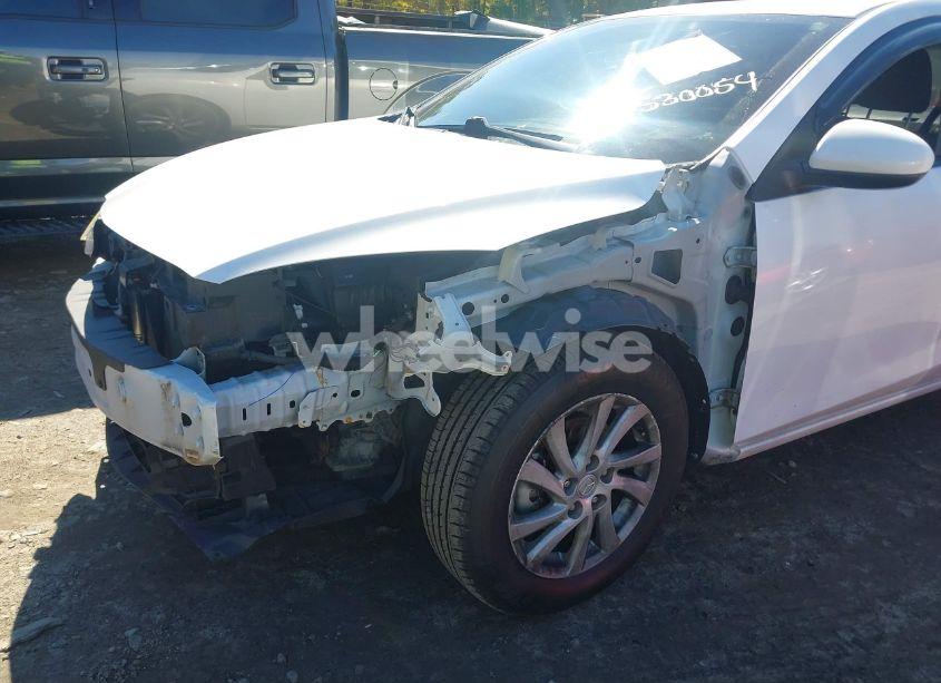 Photo 6 of 2012 Mazda Mazda3 I TOURING (VIN JM1BL1VF9C1514236)