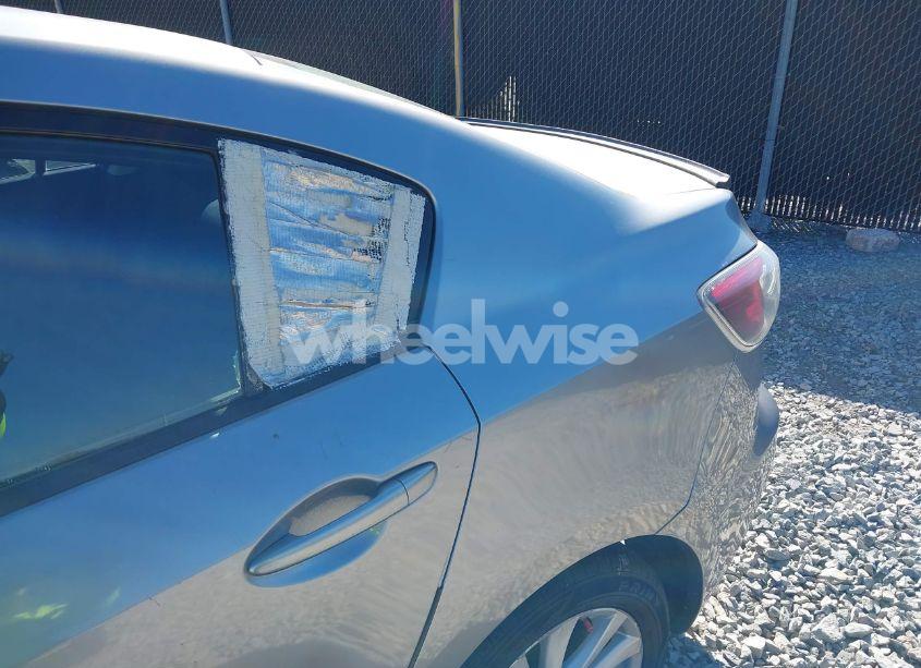 Photo 14 of 2012 Mazda Mazda3 I TOURING (VIN JM1BL1VF9C1516259)