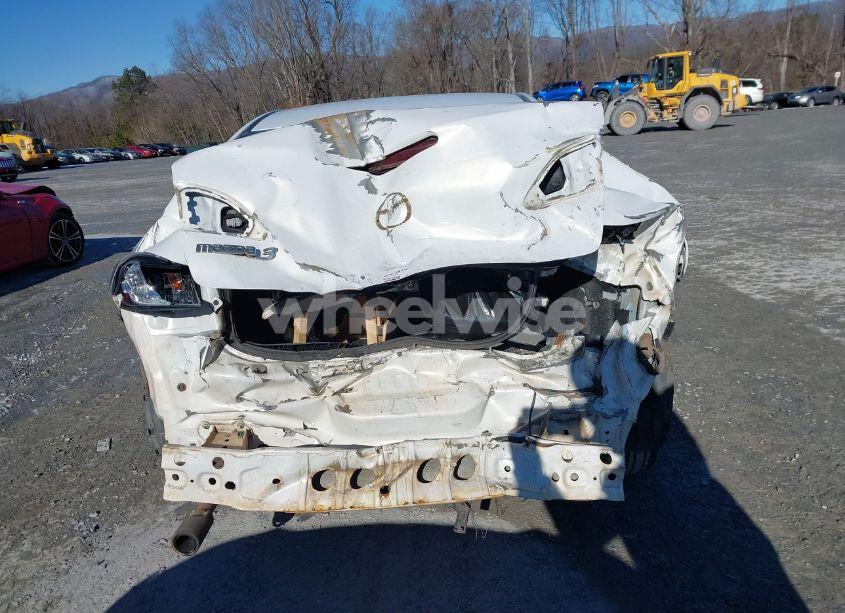 Photo 17 of 2011 Mazda Mazda3 I TOURING (VIN JM1BL1VFXB1412832)