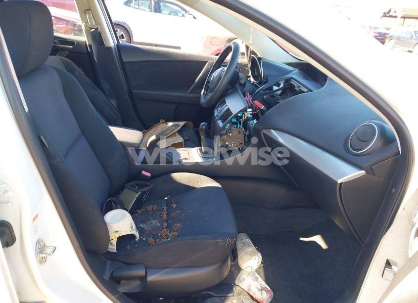 Photo 5 of 2011 Mazda Mazda3 I TOURING (VIN JM1BL1VFXB1412832)