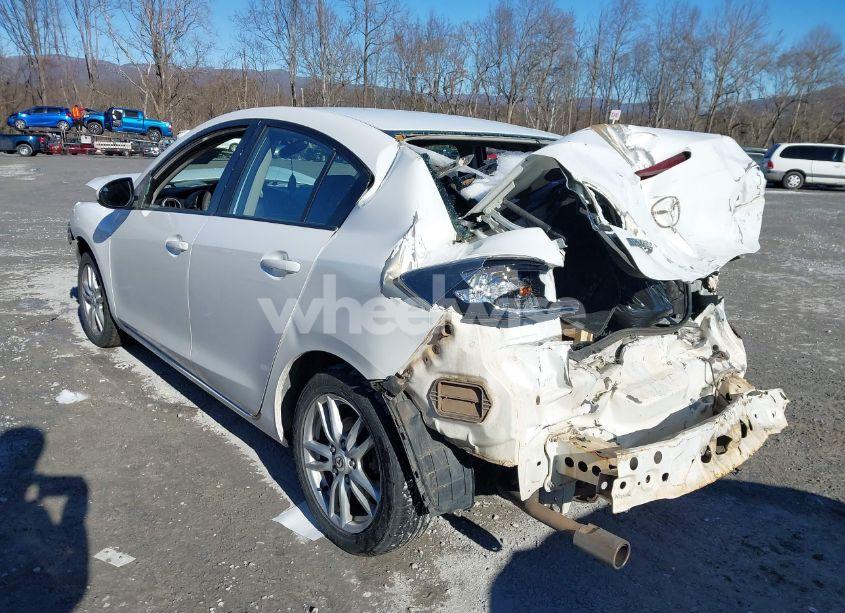 Photo 6 of 2011 Mazda Mazda3 I TOURING (VIN JM1BL1VFXB1412832)