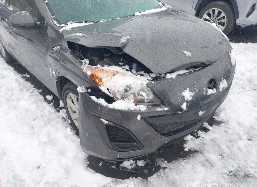 Photo 6 of 2011 Mazda Mazda3 I TOURING (VIN JM1BL1VFXB1474263)