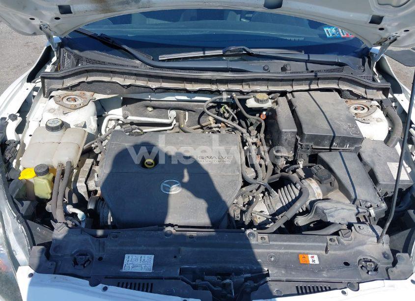 Photo 10 of 2011 Mazda Mazda3 I TOURING (VIN JM1BL1VG0B1359034)