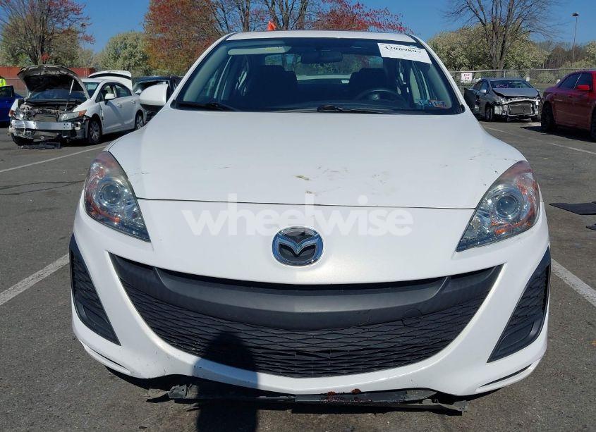 Photo 12 of 2011 Mazda Mazda3 I TOURING (VIN JM1BL1VG0B1359034)