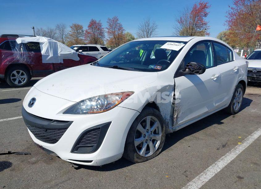 Photo 6 of 2011 Mazda Mazda3 I TOURING (VIN JM1BL1VG0B1359034)