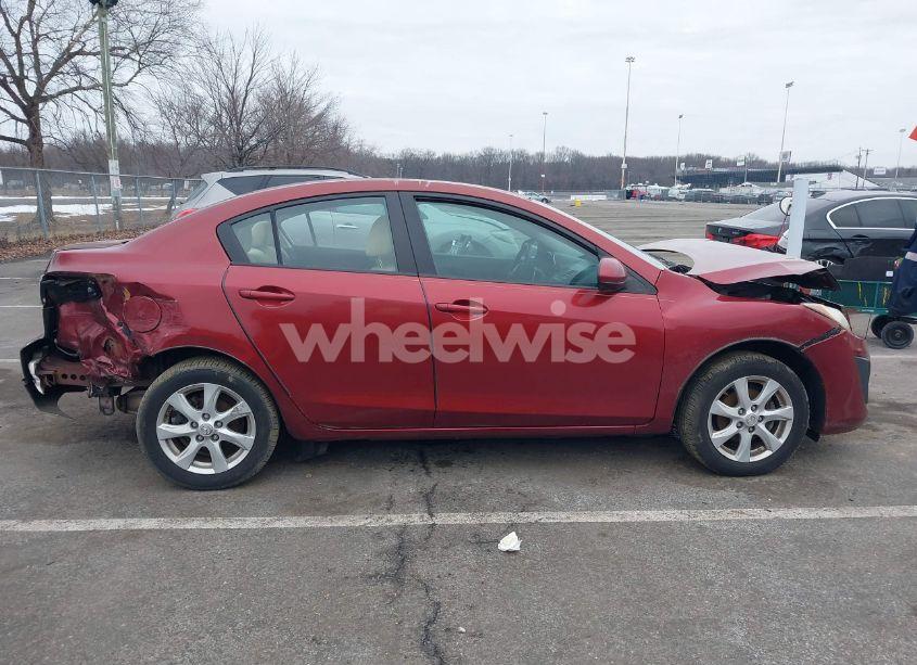 Photo 13 of 2011 Mazda Mazda3 I TOURING (VIN JM1BL1VG0B1359759)