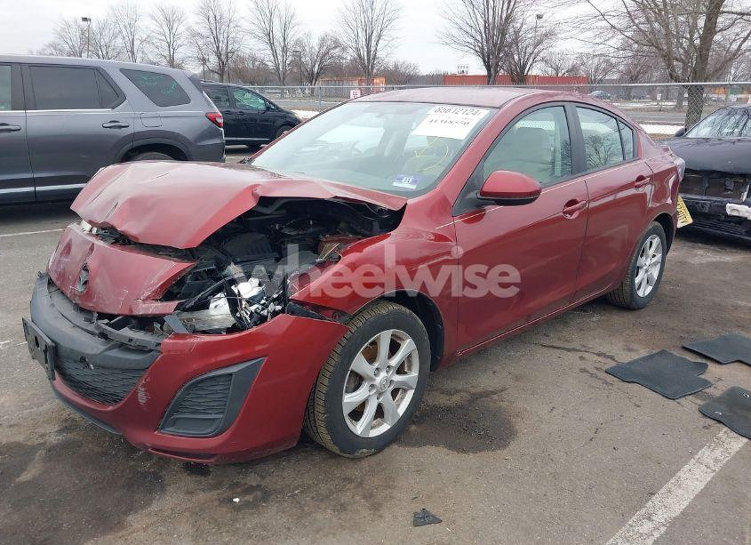 Photo 2 of 2011 Mazda Mazda3 I TOURING (VIN JM1BL1VG0B1359759)