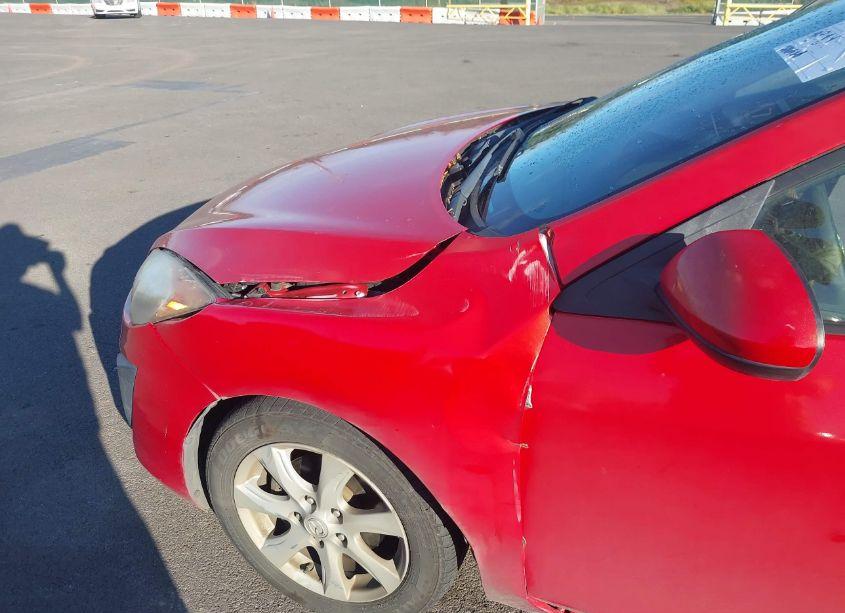 Photo 6 of 2011 Mazda Mazda3 I TOURING (VIN JM1BL1VG0B1478332)