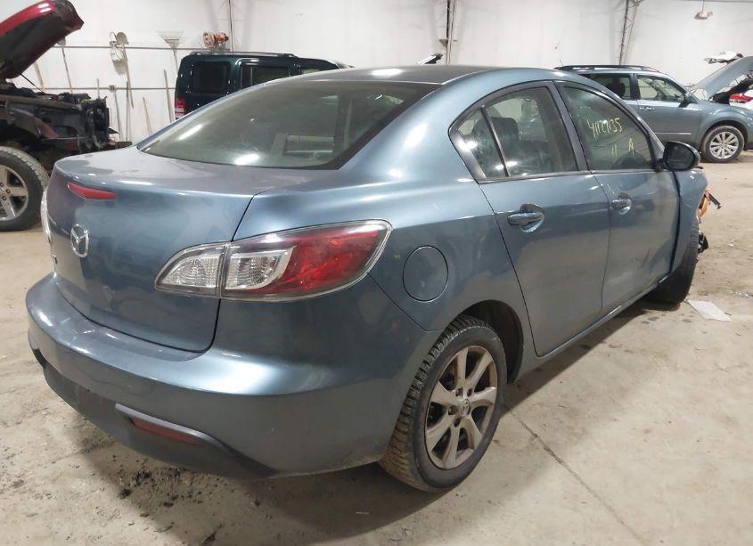 Photo 4 of 2011 Mazda Mazda3 I TOURING (VIN JM1BL1VG2B1479191)