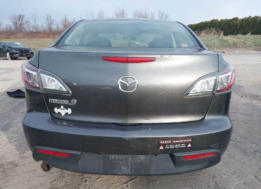 Photo 16 of 2011 Mazda Mazda3 I TOURING (VIN JM1BL1VG3B1376703)