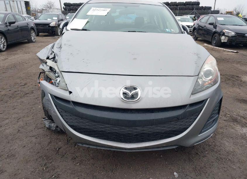 Photo 12 of 2011 Mazda Mazda3 I TOURING (VIN JM1BL1VG3B1378323)