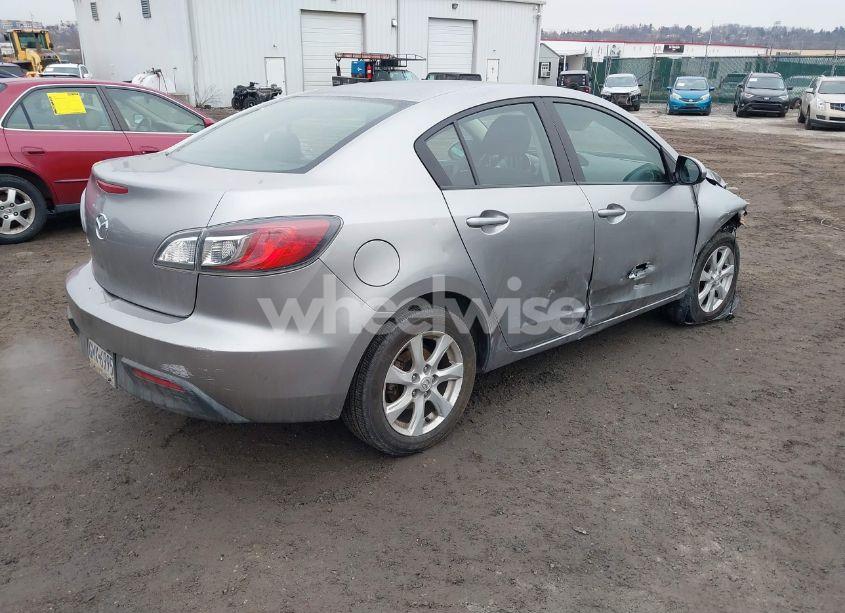 Photo 4 of 2011 Mazda Mazda3 I TOURING (VIN JM1BL1VG3B1378323)