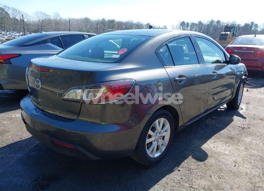 Photo 4 of 2011 Mazda Mazda3 I TOURING (VIN JM1BL1VG3B1902554)