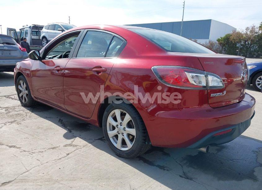 Photo 3 of 2011 Mazda Mazda3 I TOURING (VIN JM1BL1VG4B1428629)