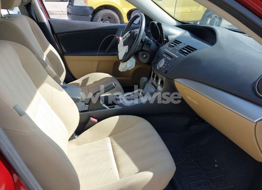 Photo 5 of 2011 Mazda Mazda3 I TOURING (VIN JM1BL1VG4B1428629)