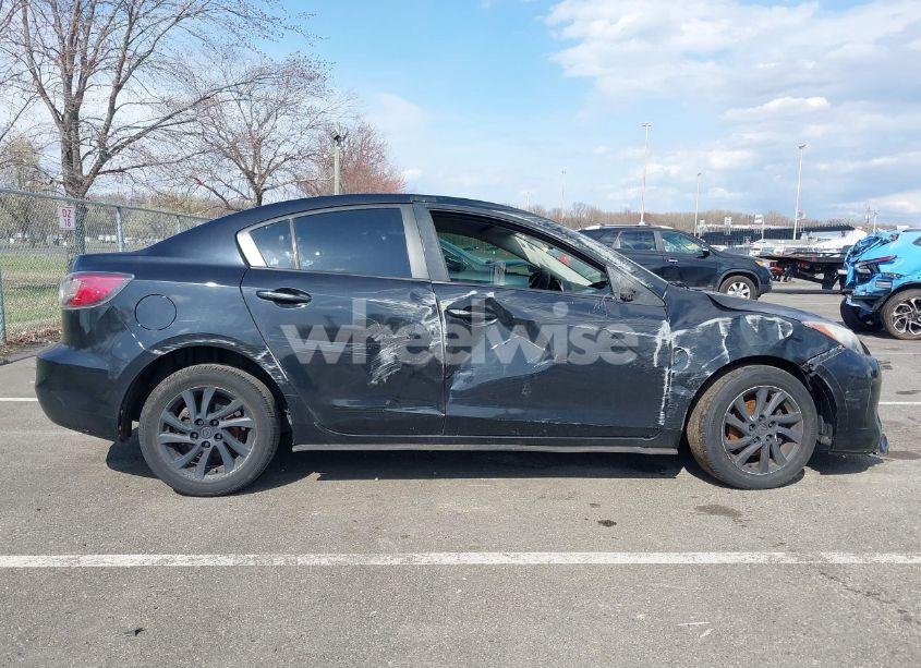 Photo 13 of 2012 Mazda Mazda3 I TOURING (VIN JM1BL1VG4C1510765)