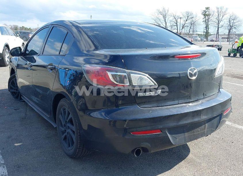 Photo 3 of 2012 Mazda Mazda3 I TOURING (VIN JM1BL1VG4C1510765)