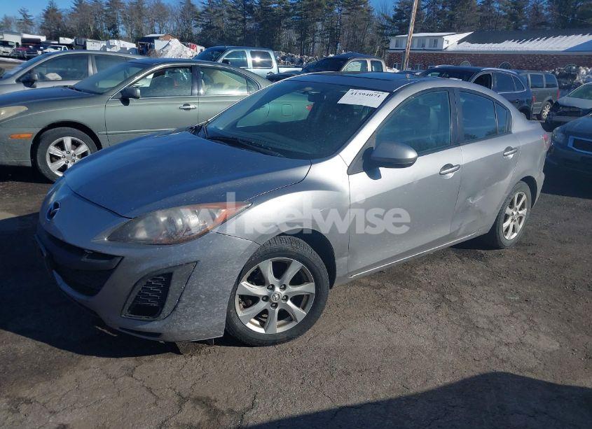 Photo 2 of 2011 Mazda Mazda3 I TOURING (VIN JM1BL1VG5B1398492)
