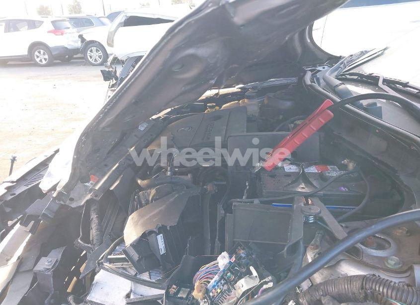 Photo 10 of 2011 Mazda Mazda3 I TOURING (VIN JM1BL1VG5B1428204)