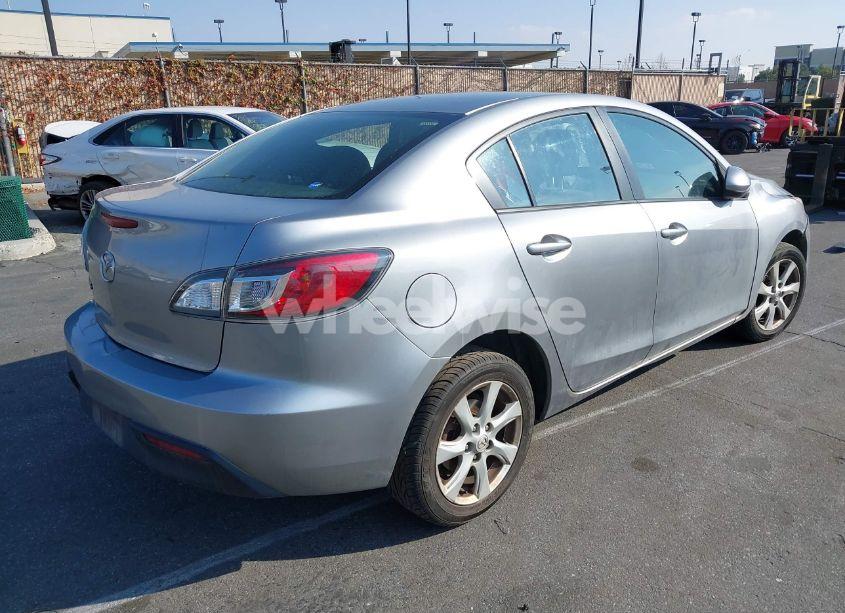 Photo 4 of 2011 Mazda Mazda3 I TOURING (VIN JM1BL1VG5B1428204)