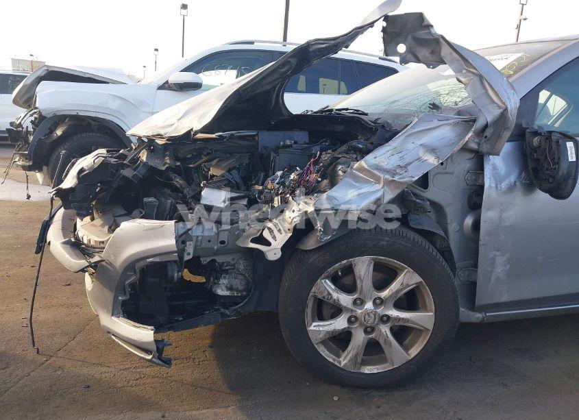 Photo 6 of 2011 Mazda Mazda3 I TOURING (VIN JM1BL1VG5B1428204)