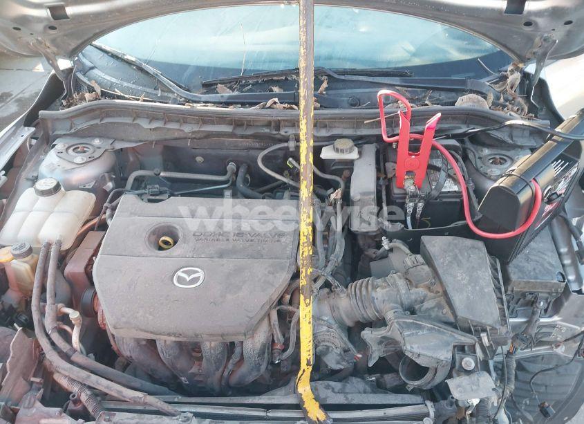 Photo 10 of 2011 Mazda Mazda3 I TOURING (VIN JM1BL1VG6B1435453)