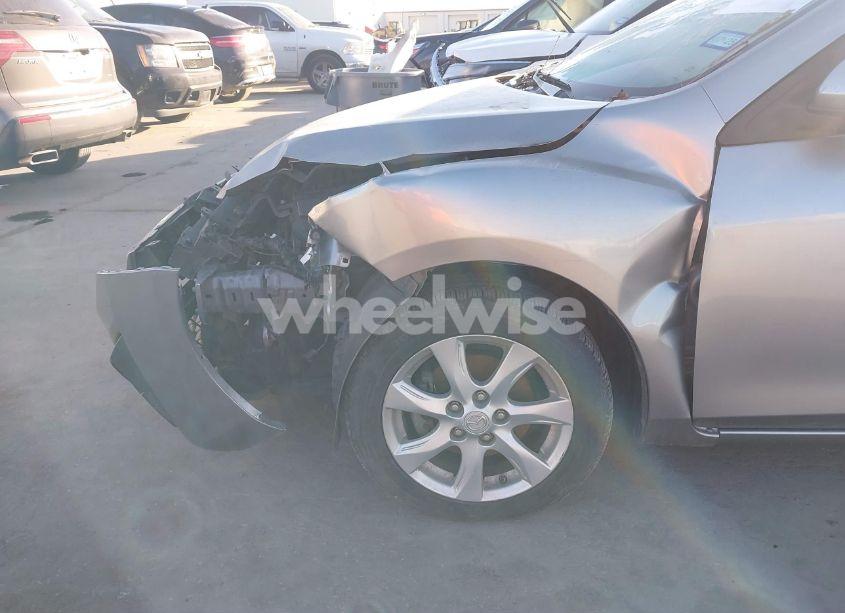 Photo 13 of 2011 Mazda Mazda3 I TOURING (VIN JM1BL1VG6B1435453)