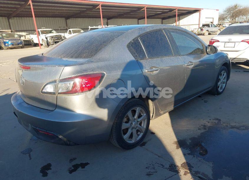 Photo 4 of 2011 Mazda Mazda3 I TOURING (VIN JM1BL1VG6B1435453)