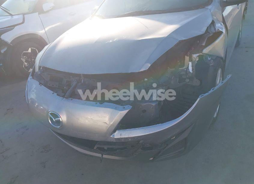 Photo 6 of 2011 Mazda Mazda3 I TOURING (VIN JM1BL1VG6B1435453)