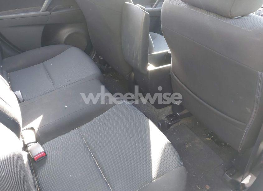 Photo 8 of 2011 Mazda Mazda3 I TOURING (VIN JM1BL1VG6B1442807)