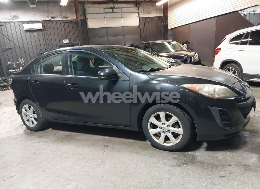 Photo 14 of 2011 Mazda Mazda3 I TOURING (VIN JM1BL1VG7B1401019)