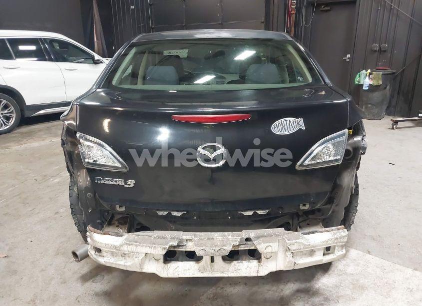 Photo 6 of 2011 Mazda Mazda3 I TOURING (VIN JM1BL1VG7B1401019)