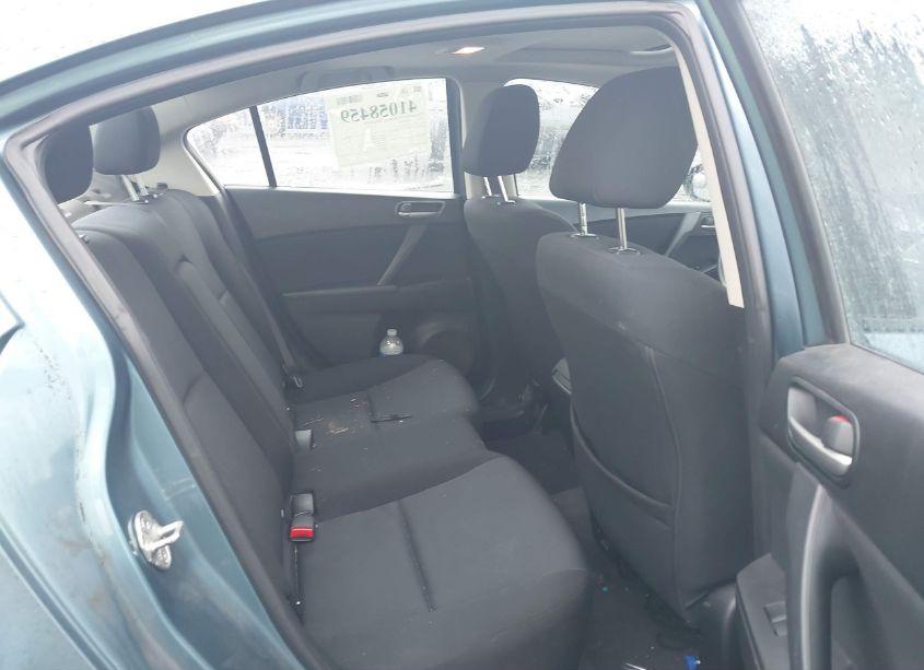 Photo 8 of 2011 Mazda Mazda3 I TOURING (VIN JM1BL1VG8B1412711)