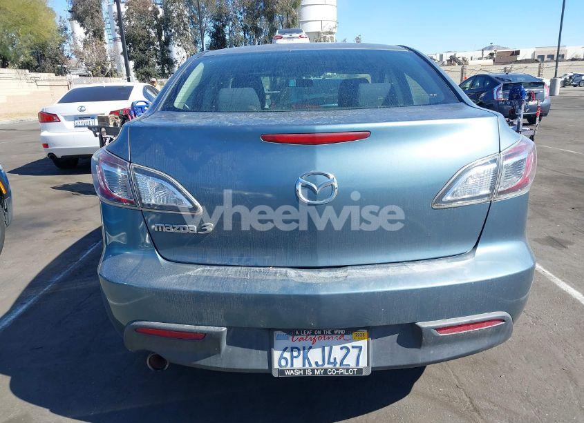 Photo 12 of 2011 Mazda Mazda3 I TOURING (VIN JM1BL1VG8B1470396)